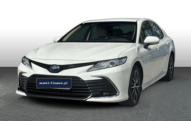 Toyota Camry 2.5 Hybrid e-CTV Executive 4d