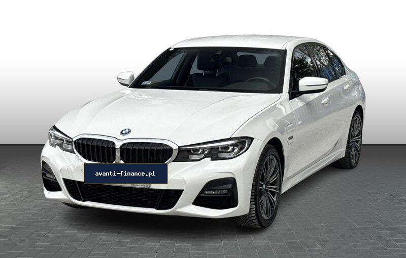 BMW Seria 3 330e xDrive Auto 4d