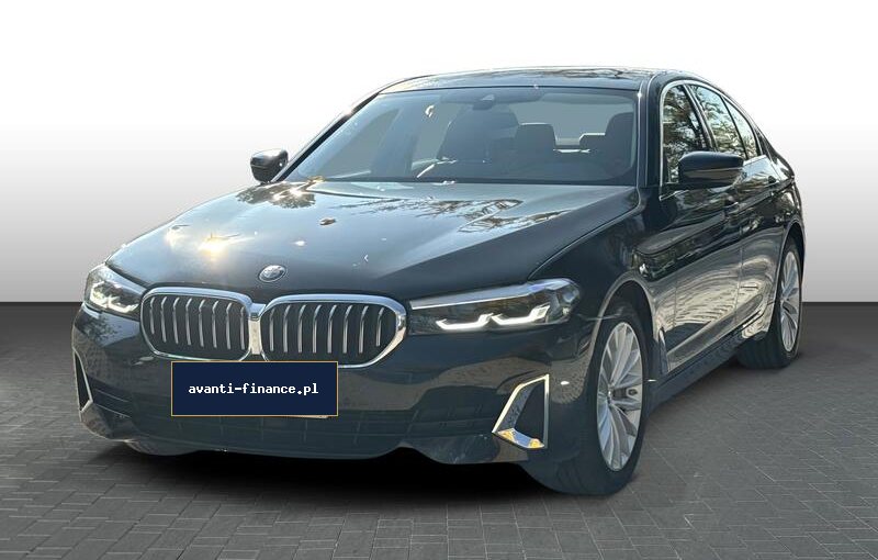 BMW Seria 5 530i xDrive 4d